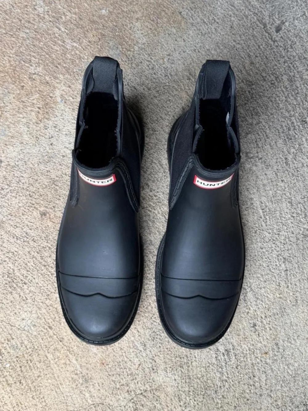 Hunter Men’s Black Chelsea Rain Boots